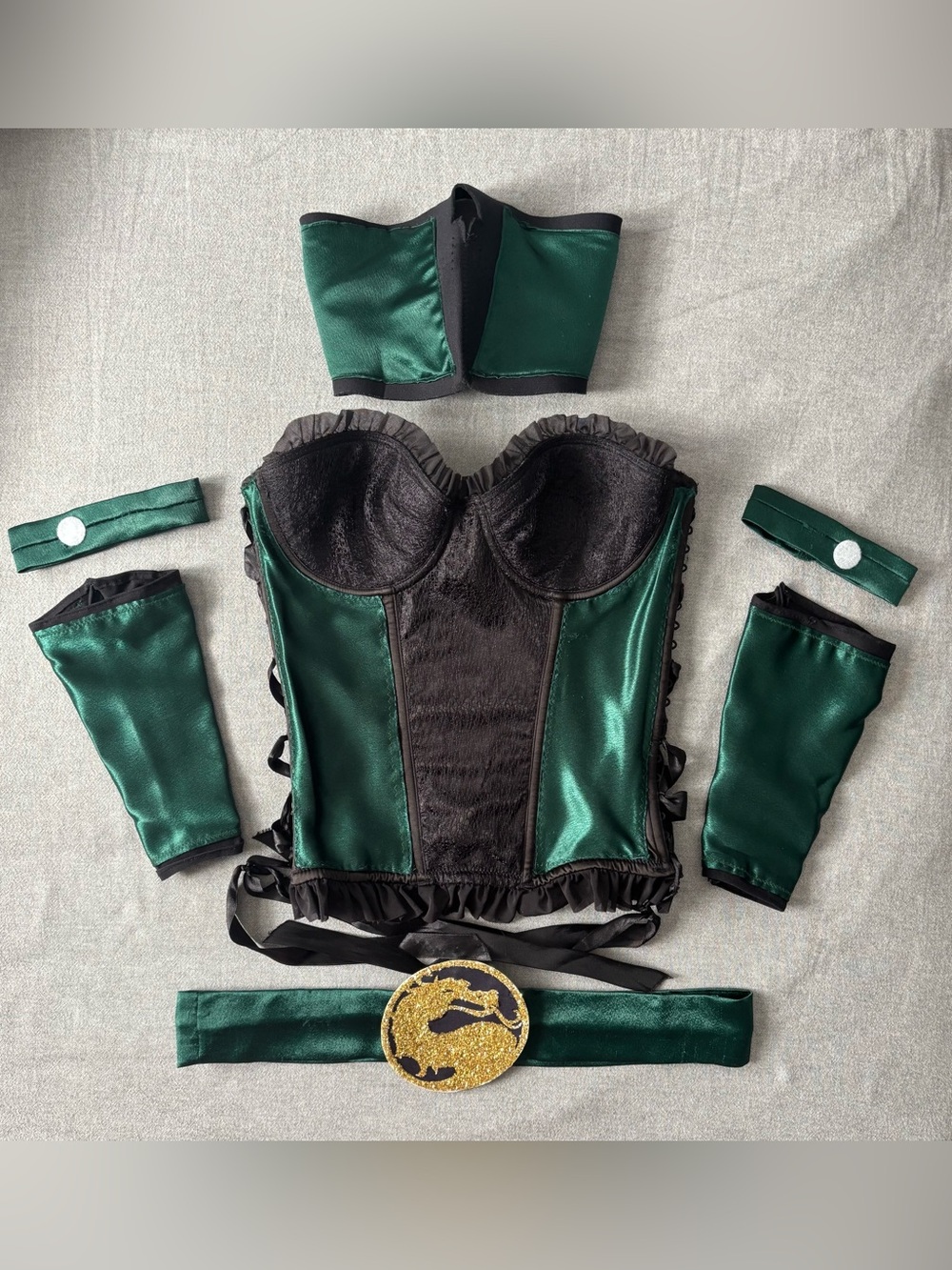 Mortal Kombat Jade Halloween Costume - Small